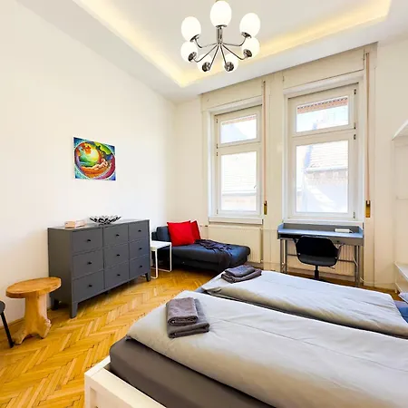 Large 4br Oasis In Ac- Bp Sky 公寓 布达佩斯