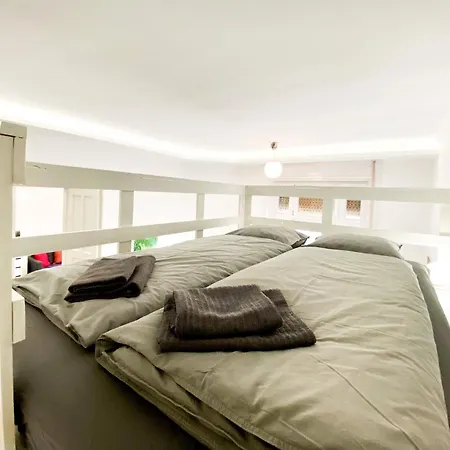 Large 4br Oasis In Ac- Bp Sky Budapest