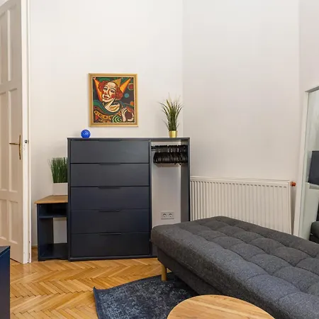 Apartament Large 4br Oasis In Ac- Bp Sky Budapesta