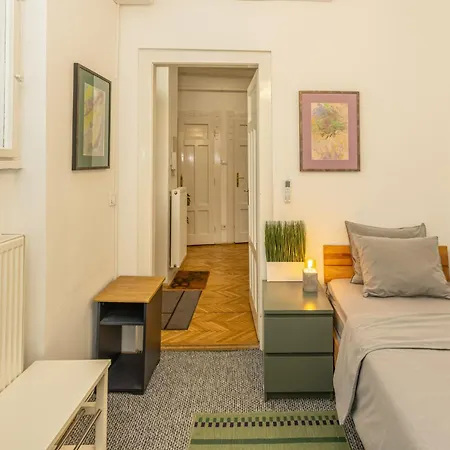 Apartament Large 4br Oasis In Ac- Bp Sky Budapesta