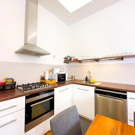 Apartamento Large 4br Oasis In Ac- Bp Sky Budapest